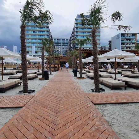 Casa On Hotel นาโวดาริ ภายนอก รูปภาพ